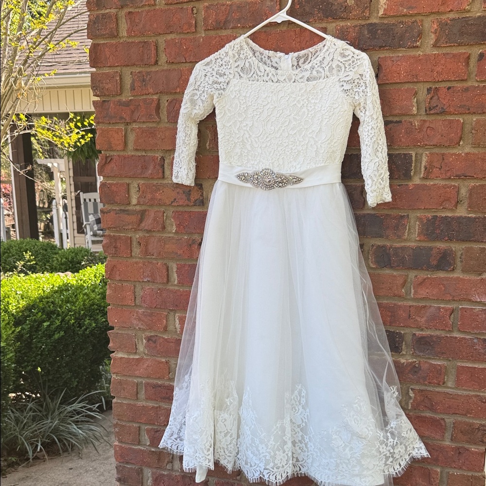 Communion Flower girl ivory Lace Tulle Dress with Beaded Waist size 10